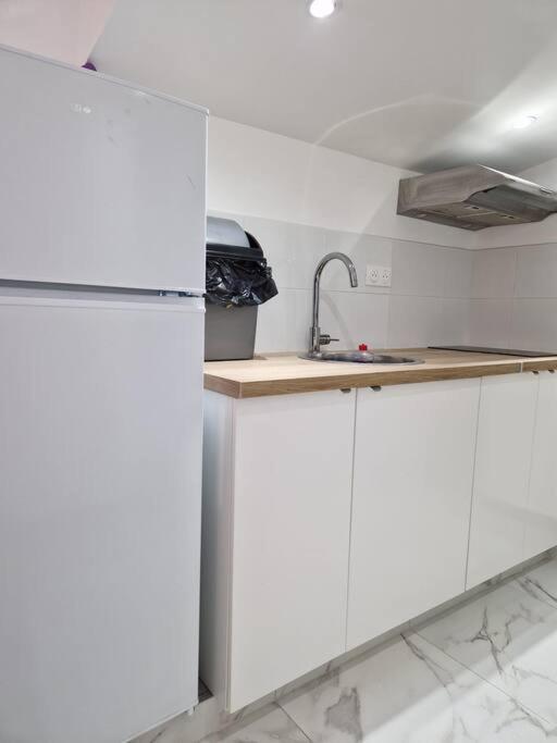 Studioneuf Equipe Cdg/Parc Expo/ Paris Ольне-су-Буа Экстерьер фото